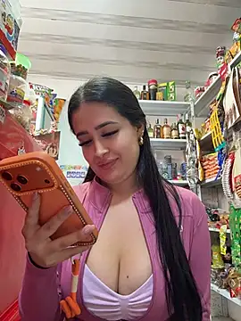 sara_fun - Sara_fun's free webcam - UK Sex Cams