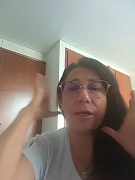 Avril_xxx webcam