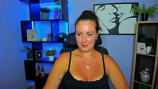 fun_ami - FUN_AMI's free webcam - UK Sex Cams
