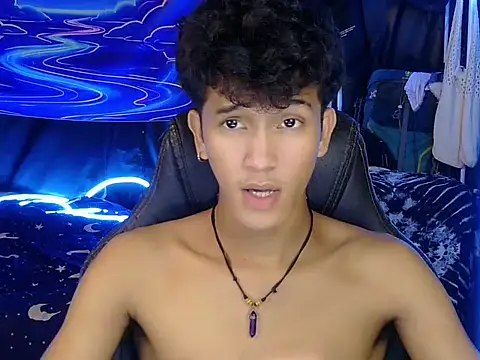 hugekenbigcock webcam
