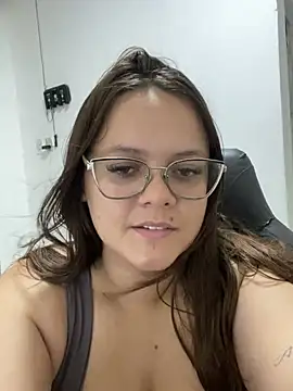 Laryssinha_69 webcam