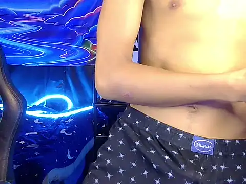 hugekenbigcock webcam