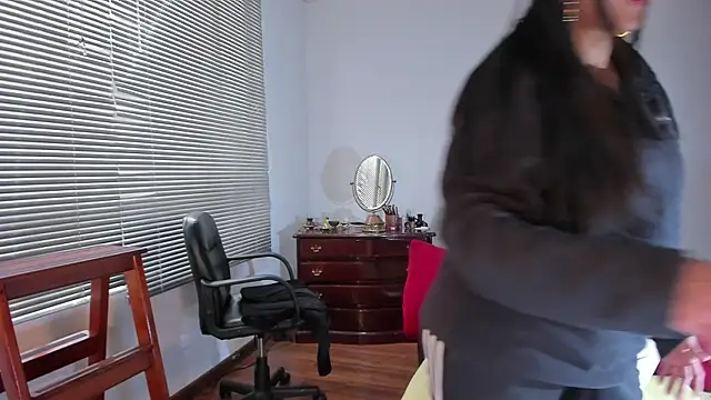 Busty_Charms webcam