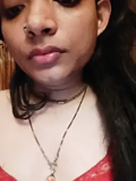 SweetTsAngel webcam