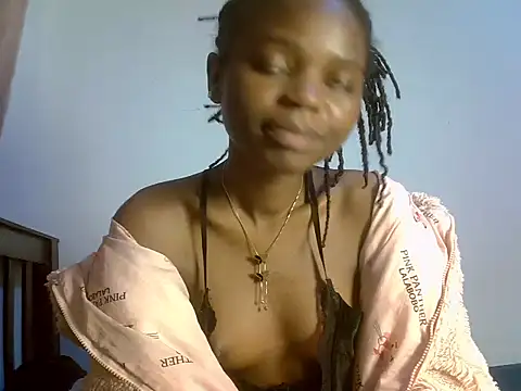 Spicybobolishia_ webcam