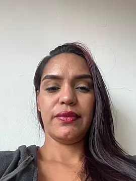 Sara-77 webcam
