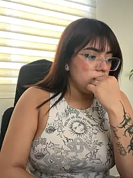 AngieRousse webcam