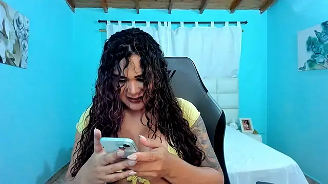 shadia-orozco webcam