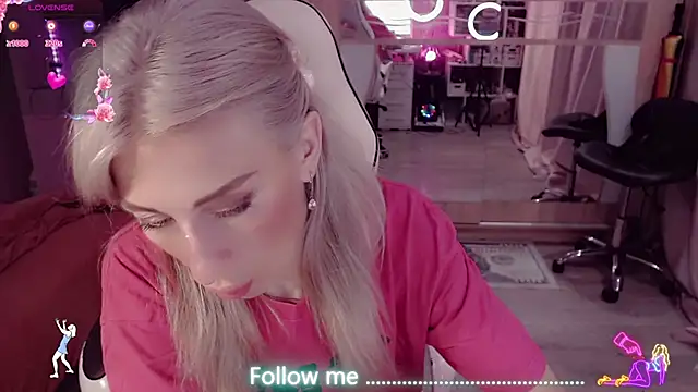 AnnieGOld_ webcam