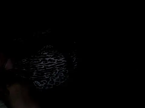 Trish_CurveCock webcam