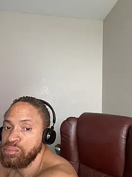 Fathero1time live cam on StripChat