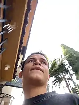 _Leo_Boy webcam