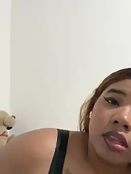 Your_big_ebony_goddness webcam