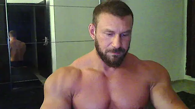 muscularkevin webcam