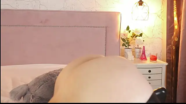 ChannelAngeless live cam on StripChat