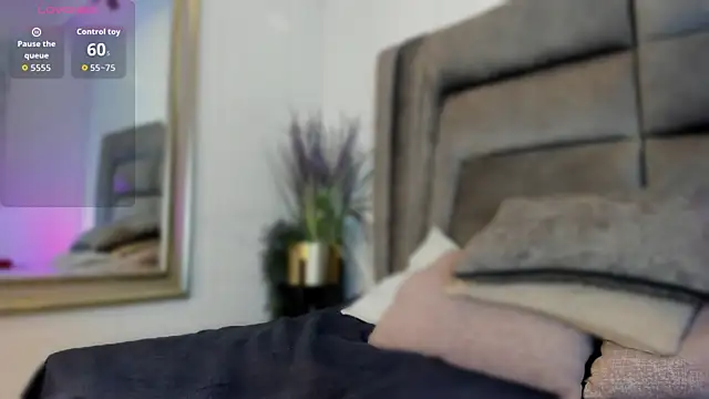 moon_kas live cam on StripChat