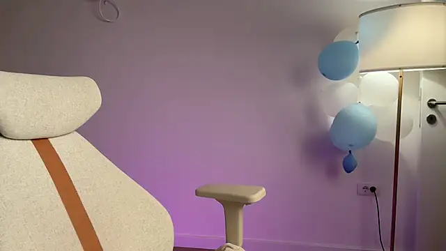 stacyluxxe live cam on StripChat