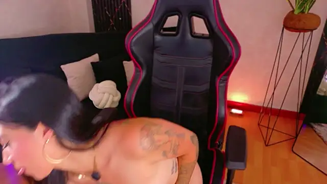 EmmyEvans1 webcam