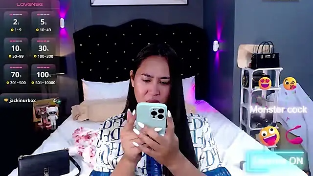 HOTTESTCANDYTS webcam