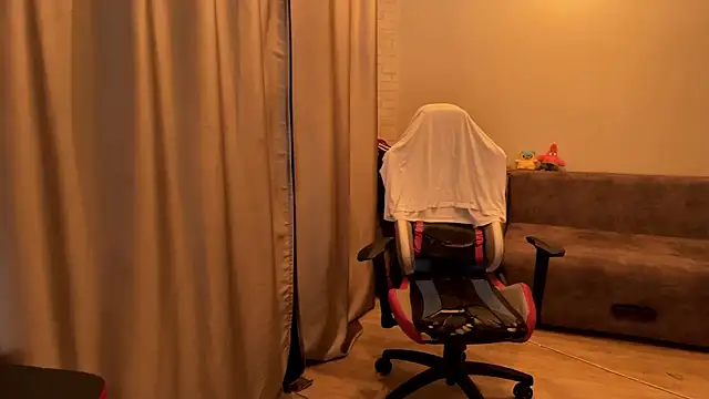 desiredude9 webcam