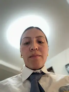 Lux_Scarlett webcam