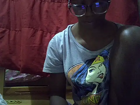 ElianeHot webcam