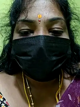 Tamil_Mithra webcam