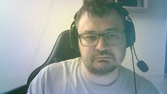 SirAbuser webcam