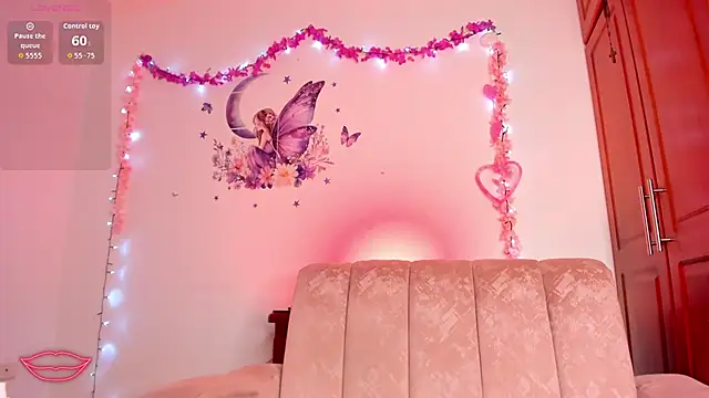 melanymendoza live cam on StripChat