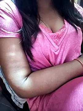 Rashmi-cute live cam on StripChat