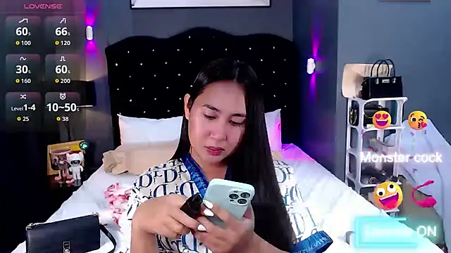 HOTTESTCANDYTS webcam