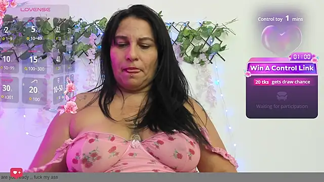 luna_milf13's live room