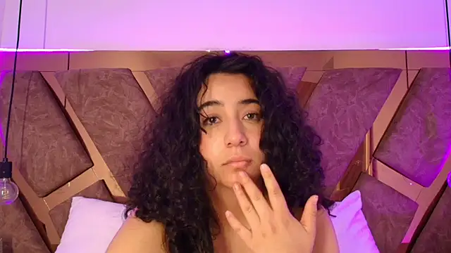 bella_swwan_ webcam