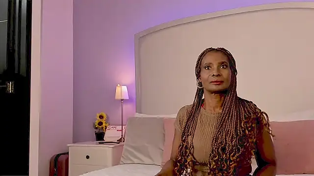 salome_moon_ webcam