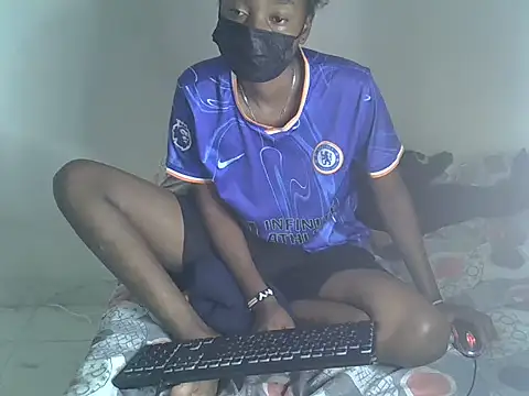 Prettyvickie002 webcam