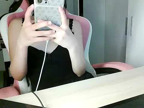 lucienguyen webcam