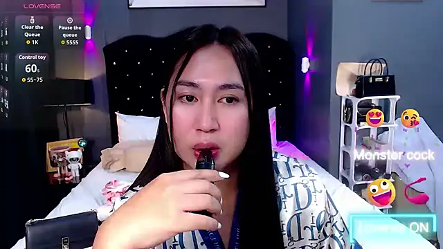 HOTTESTCANDYTS webcam