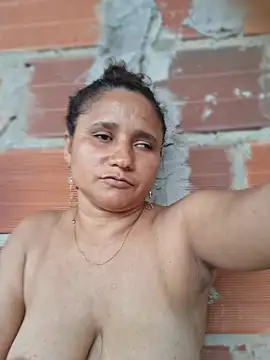 Mature--Mommy live cam on StripChat