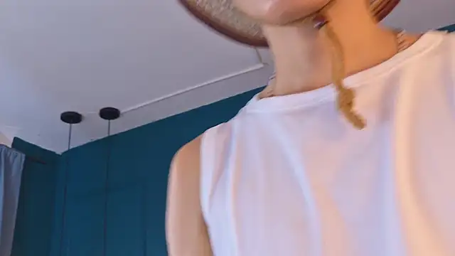 christopher_robin4 live sex cam