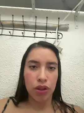 Miss_Bella_Flame webcam
