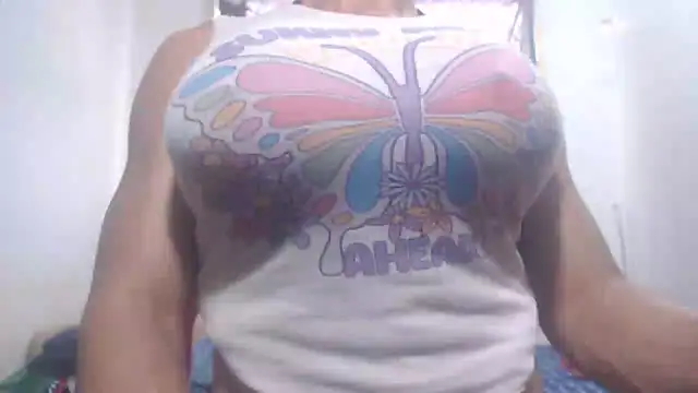 DanielaMuscleTS