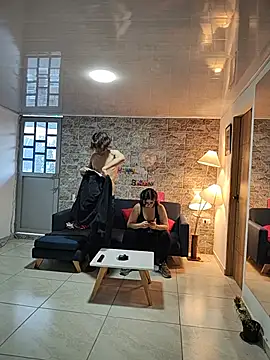 ScaraAndTomy webcam