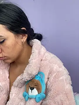 Marianahb-e live cam on StripChat