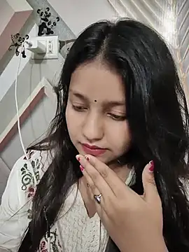Pavitra_Sharma live cam on StripChat