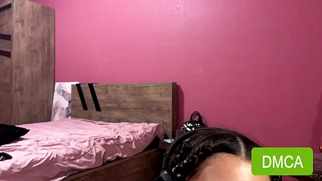 JuliaPierce webcam