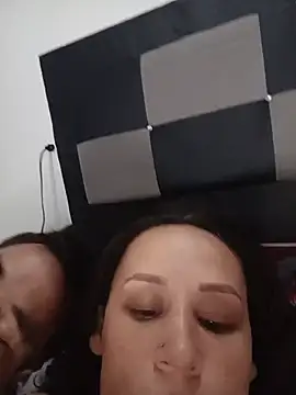 peter_y_amily - Peter_y_amily's free webcam - UK Sex Cams