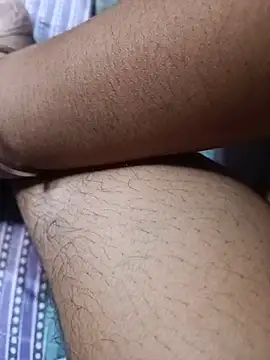 Nisha_Sizzler live cam on StripChat