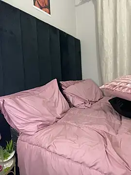 Horny_Midnight_Tease