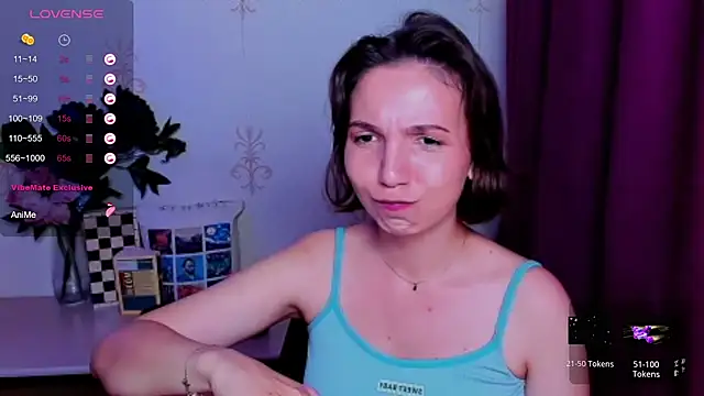KindHazelHere_ webcam