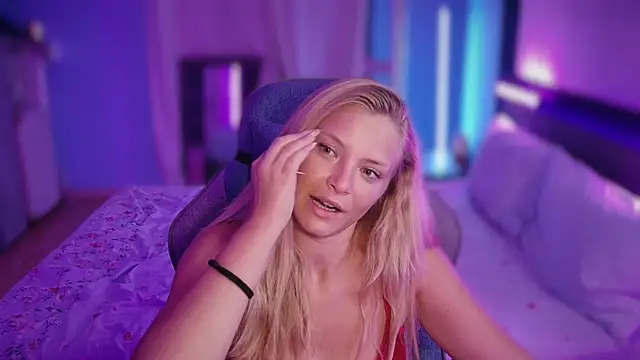 AnastasiaAniess webcam
